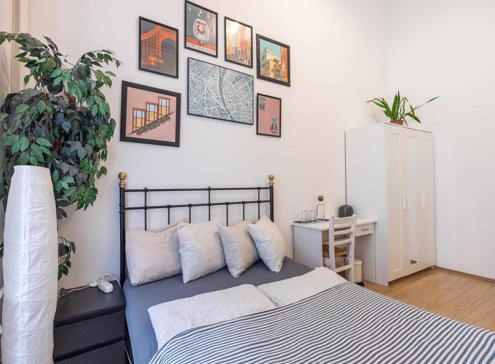 בודפשט Gellerico Rooms At Rakoczi Square מראה חיצוני תמונה